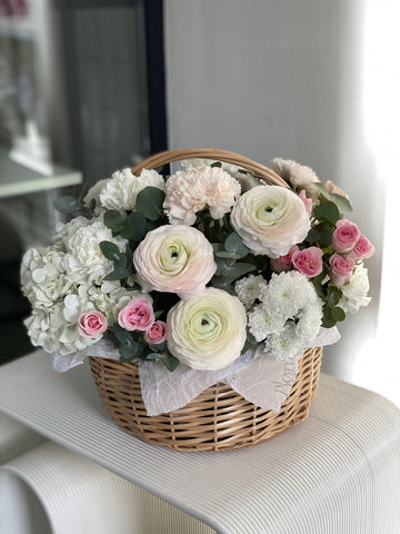Ranunculus & Hydrangea Garden Basket